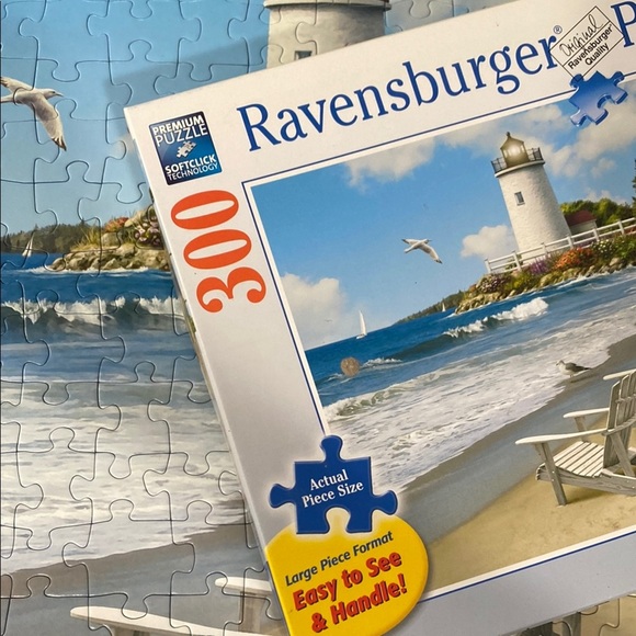 Ravensburger 300 large piece format puzzle “Sunlit Shores” 2011 beach - Picture 1 of 9